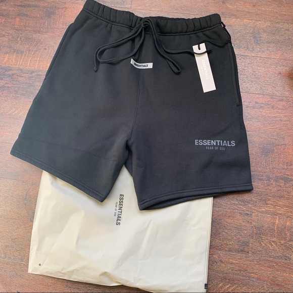 3X HP🔥 NWT Fear of God Essentials Black Sweat Shorts - Picture 3 of 5